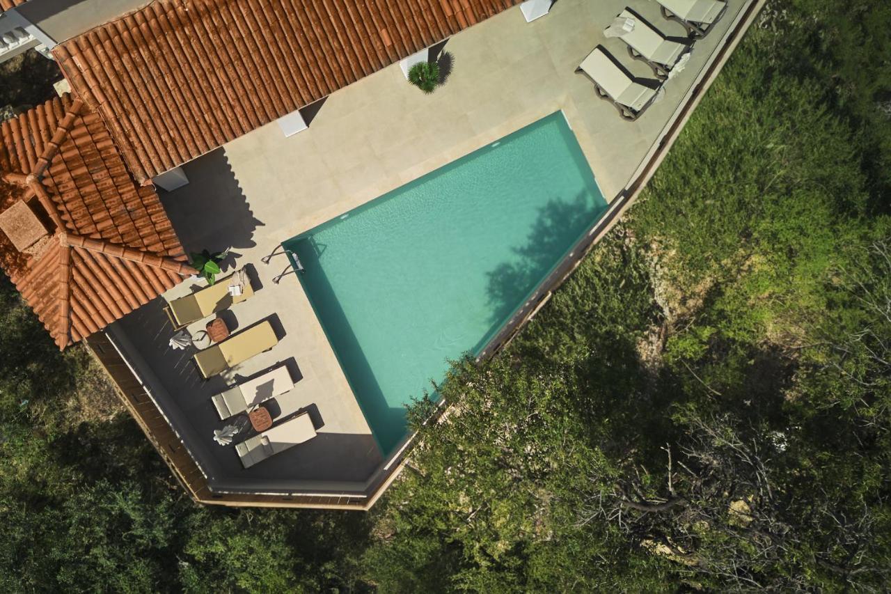 Galadriel Villa With Private Pool & Jacuzzi Kato Yerakarion エクステリア 写真