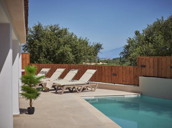Galadriel Villa With Private Pool & Jacuzzi Kato Yerakarion エクステリア 写真